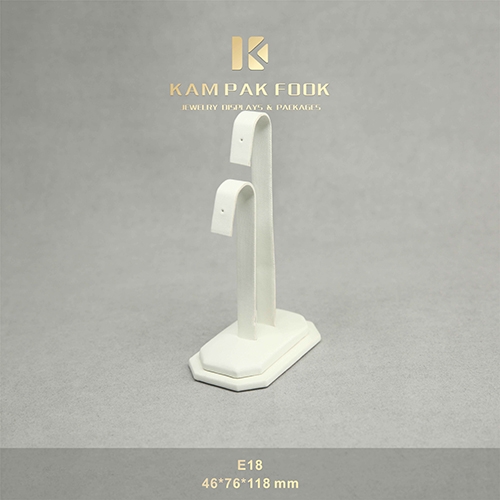 E18 Earring Stand