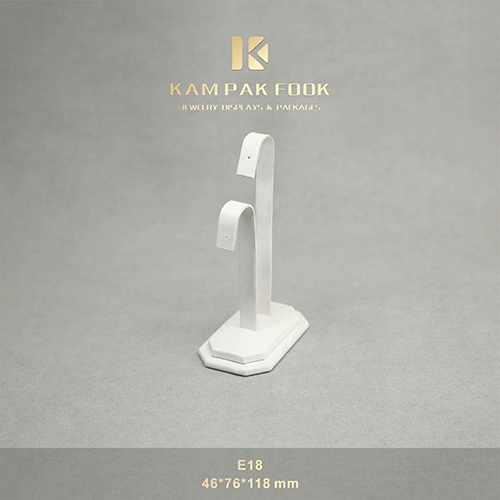 E18 Earring Stand