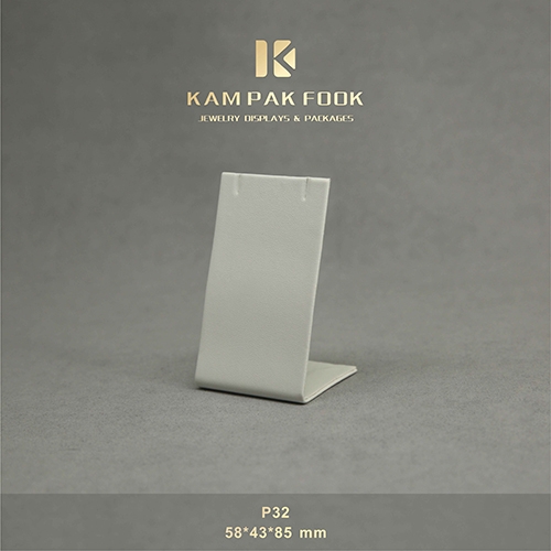 P32 Pendant Stand